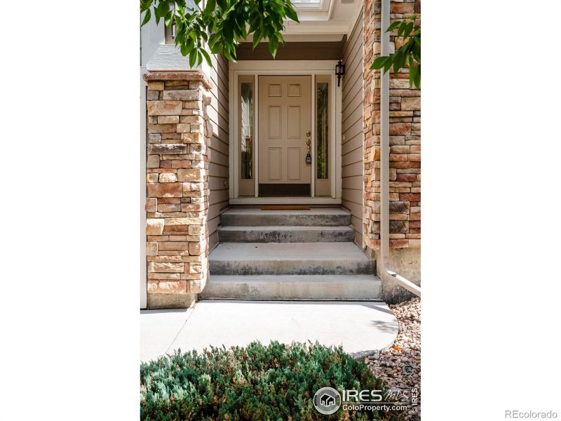 13676 Rock Point #101, Broomfield, CO 80023