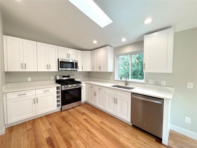 5792 S Quemoy Cir, Centennial, CO 80015