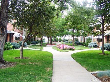 625 S Clinton St #4A, Denver, CO 80247
