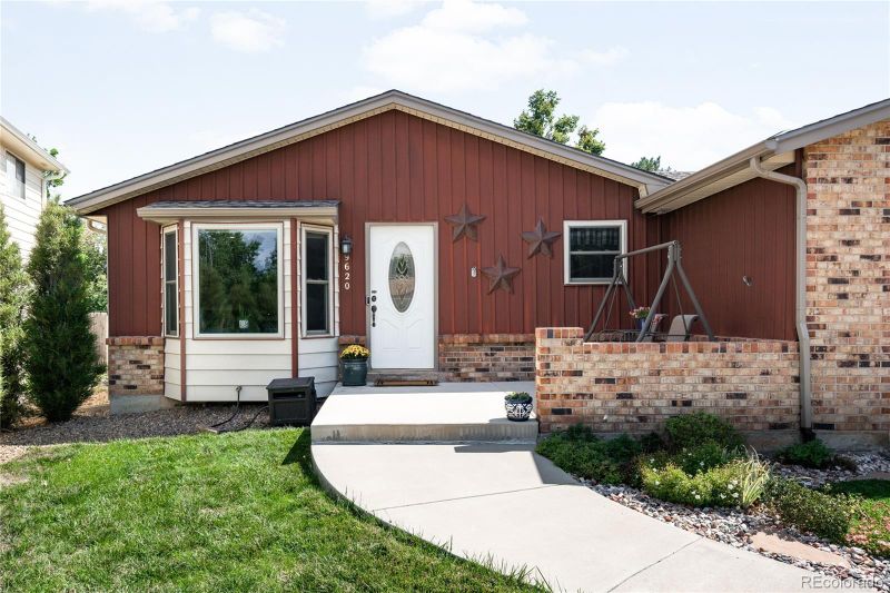 9620 W 104th Ave, Westminster, CO 80021