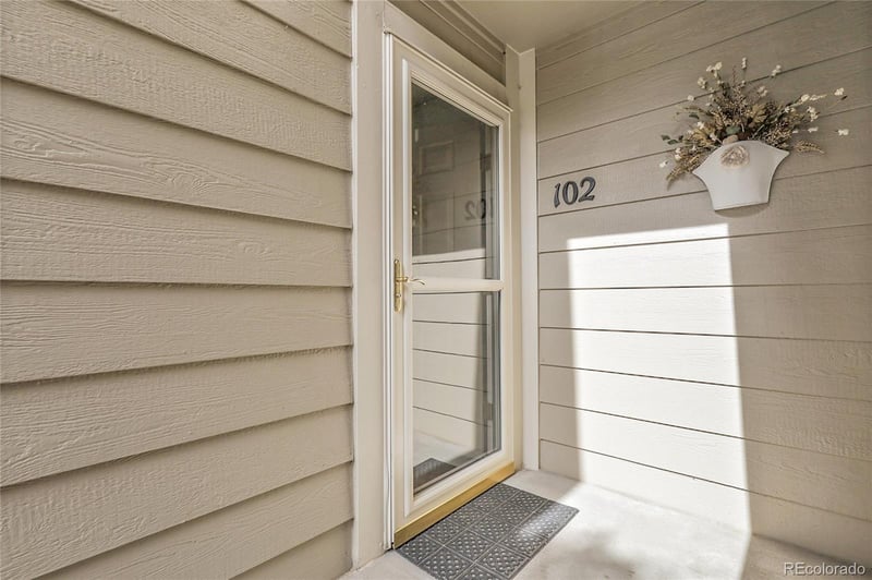 8225 Fairmount Dr #102-3, Denver, CO 80247