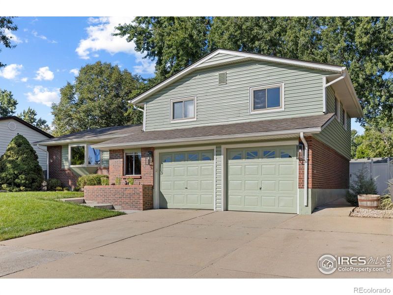 1435 Ashcroft Dr, Longmont, CO 80501