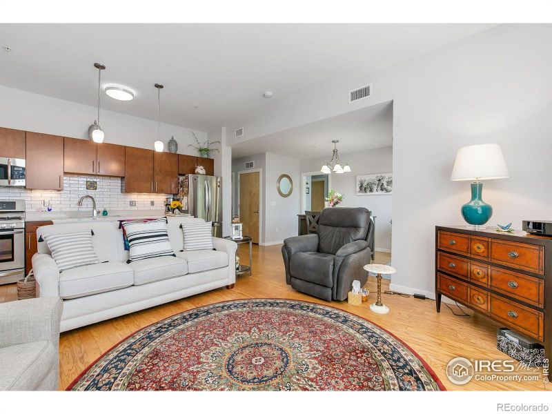 204 Maple St #207, Fort Collins, CO 80521