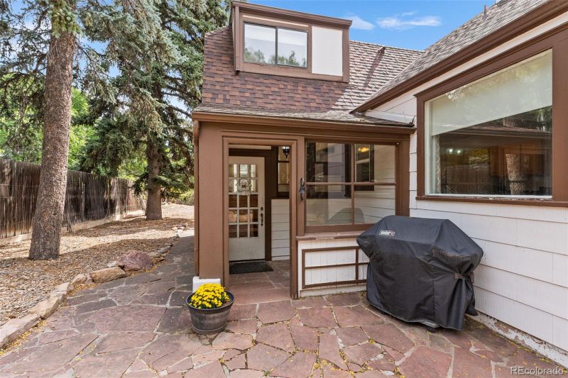 4910 Christensen Ln, Littleton, CO 80123