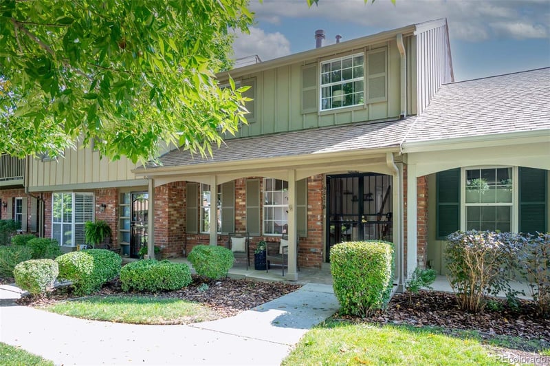 9021 E Amherst Dr #B, Denver, CO 80231