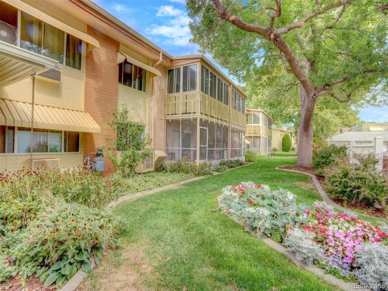 665 S Clinton St #14A, Denver, CO 80247