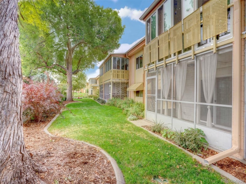 665 S Clinton St #14A, Denver, CO 80247