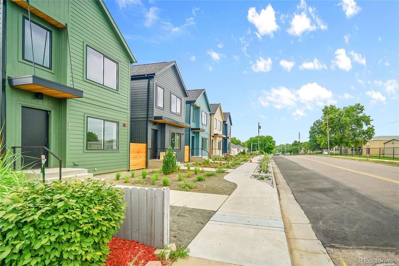 781 Turner St, Erie, CO 80516
