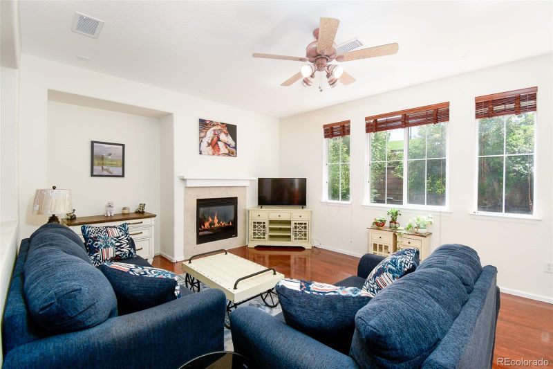 10580 Parkington Ln #B, Highlands Ranch, CO 80126