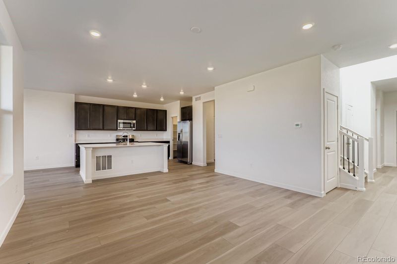 6919 Juniper Dr, Thornton, CO 80602