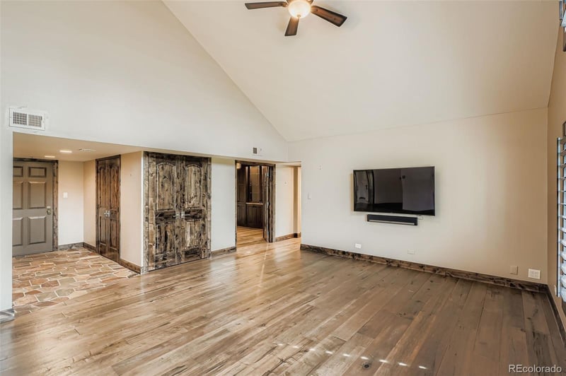 4605 S Yosemite St #304, Denver, CO 80237