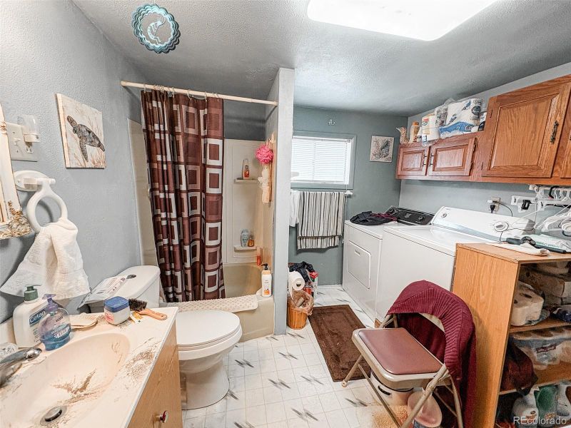 225 S Sunset Ave, Rangely, CO 81648