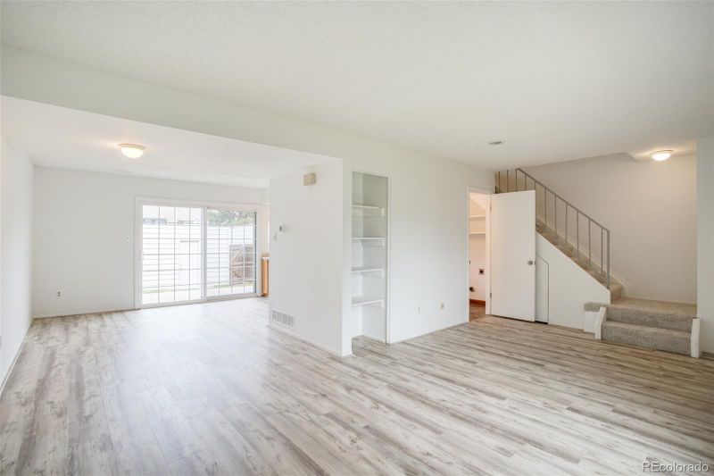 12416 E Kansas Pl, Aurora, CO 80012
