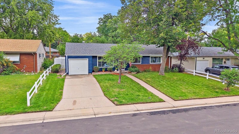 2540 S Cherry St, Denver, CO 80222