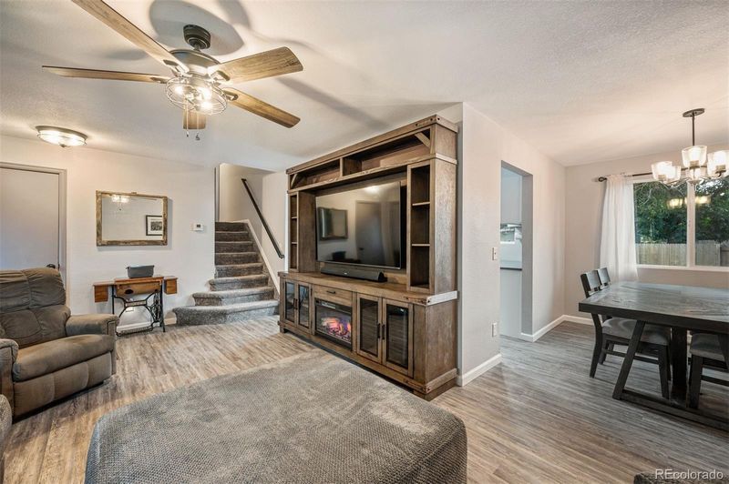 9934 W Caley Ave, Littleton, CO 80123