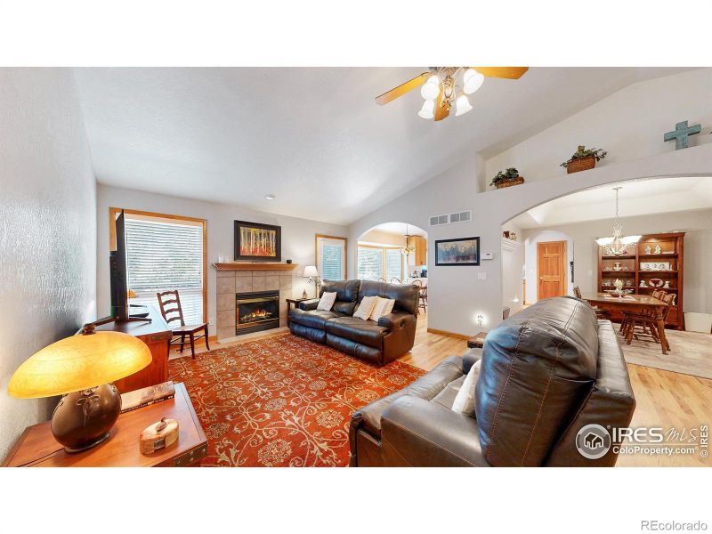 545 Mayo Ct, Berthoud, CO 80513