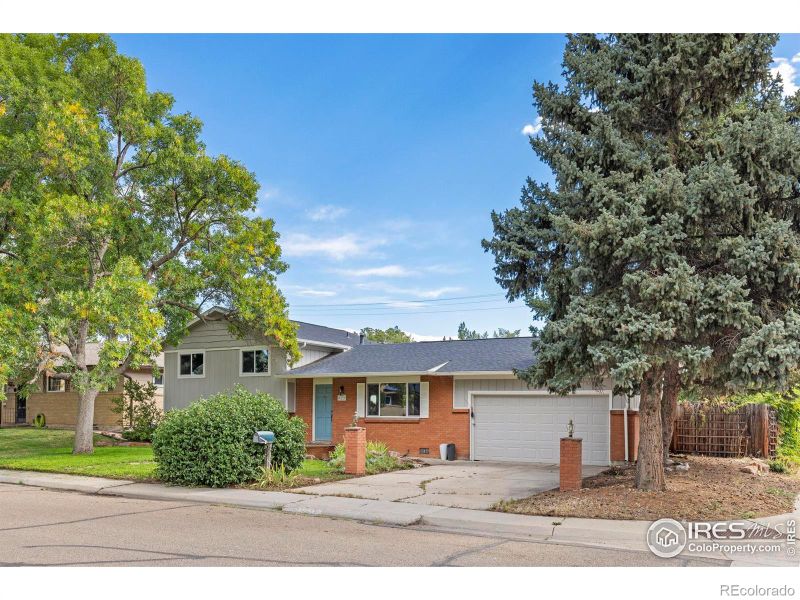 922 S Coffman St, Longmont, CO 80501