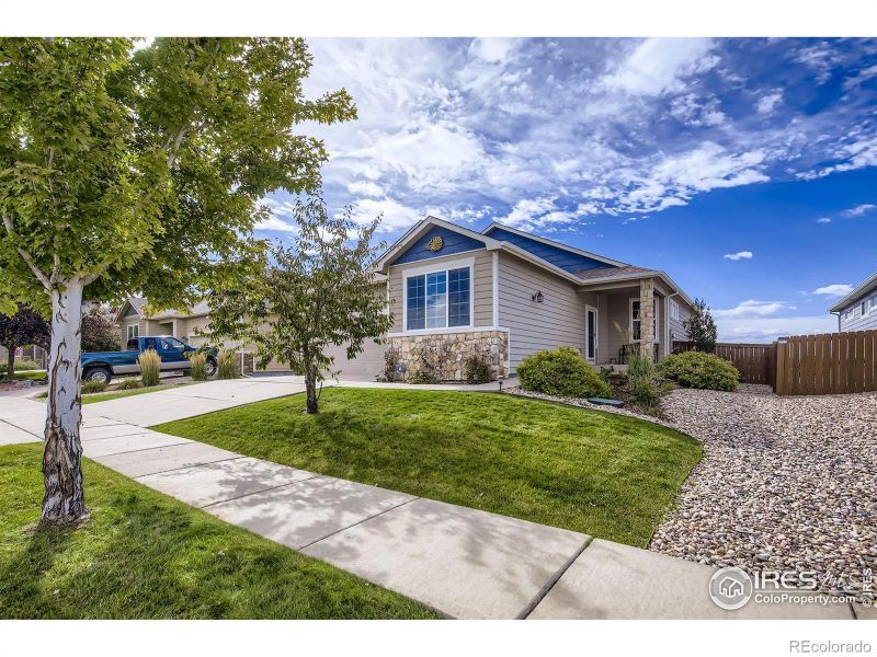 365 Stoney Brook Rd, Fort Collins, CO 80525