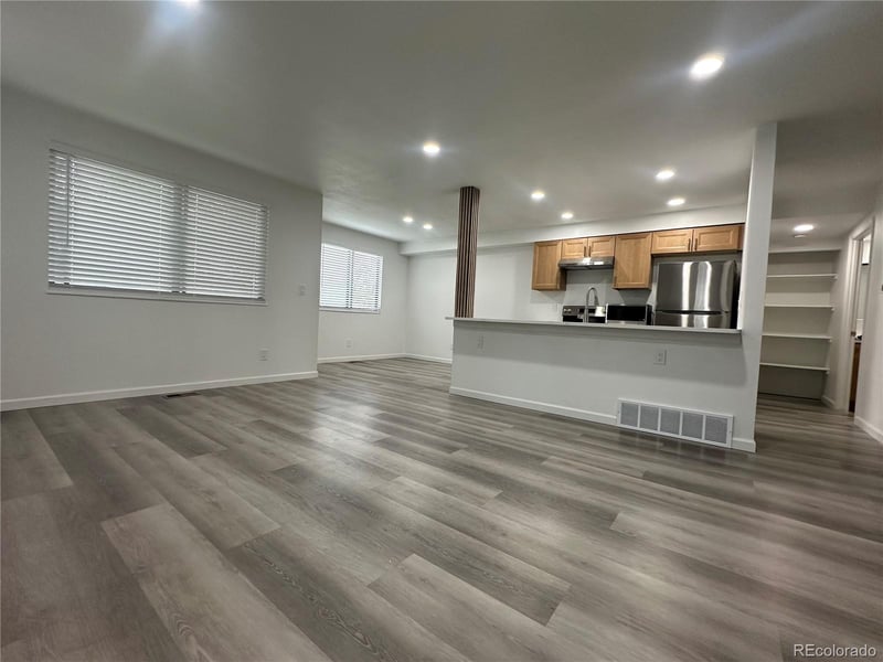 1140 S Monaco Pw #2, Denver, CO 80224