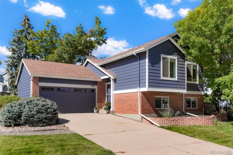 9191 Hickory Cir, Highlands Ranch, CO 80126