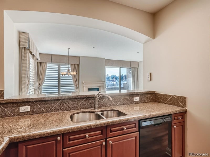 2500 E Cherry Creek South Dr #414, Denver, CO 80209
