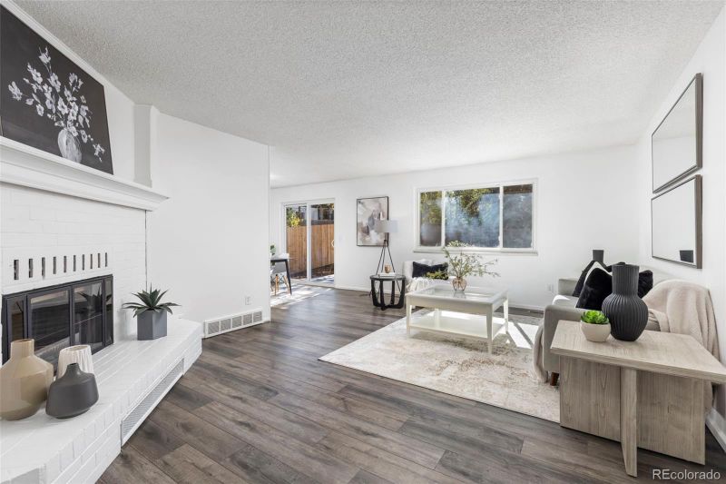 2843 S Bahama St, Aurora, CO 80013