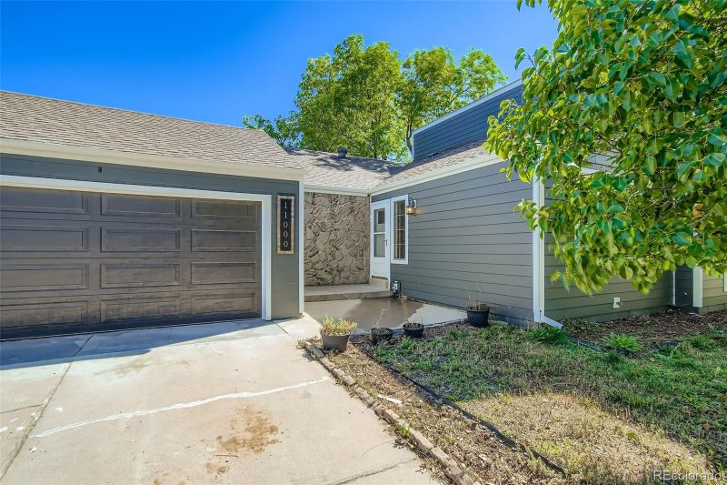 11000 Albion Dr, Thornton, CO 80233