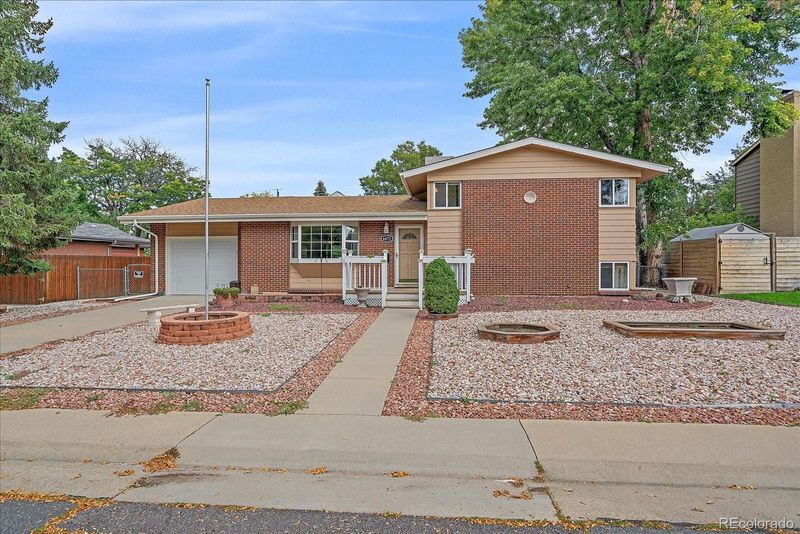 6072 Pierson Ct, Arvada, CO 80004