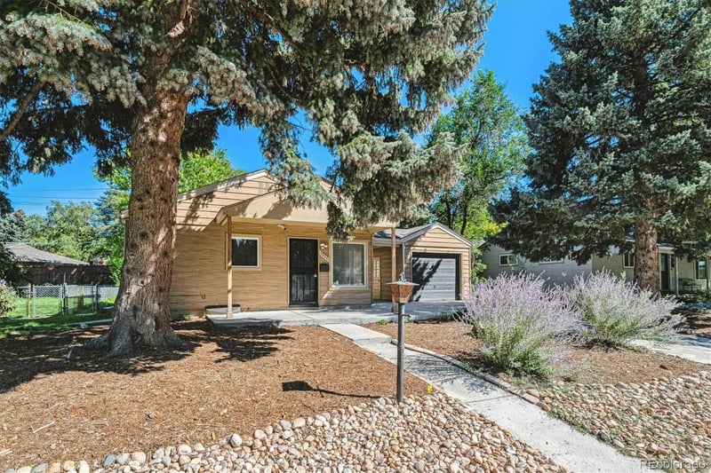 3226 S Holly St, Denver, CO 80222
