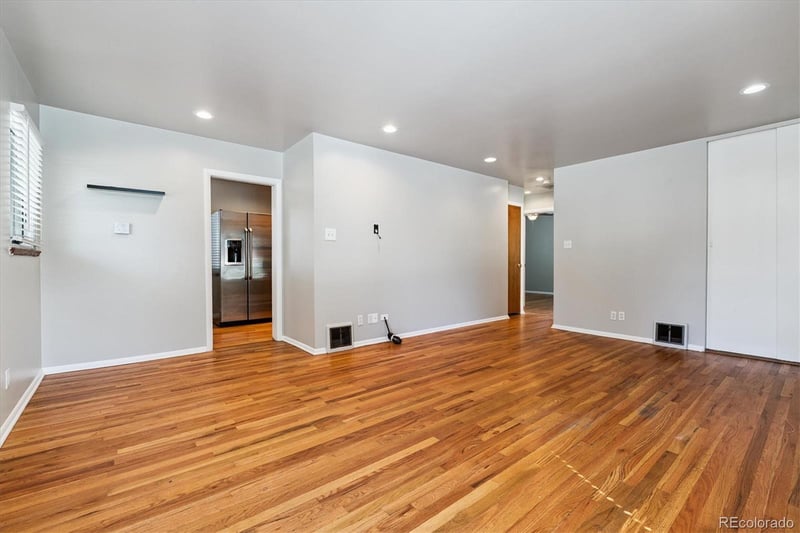3226 S Holly St, Denver, CO 80222