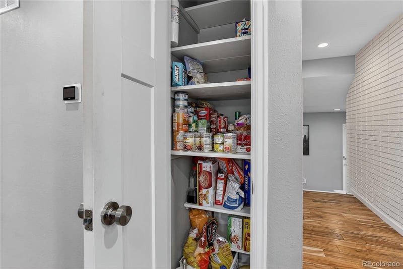 2816 S Fenton St, Denver, CO 80227