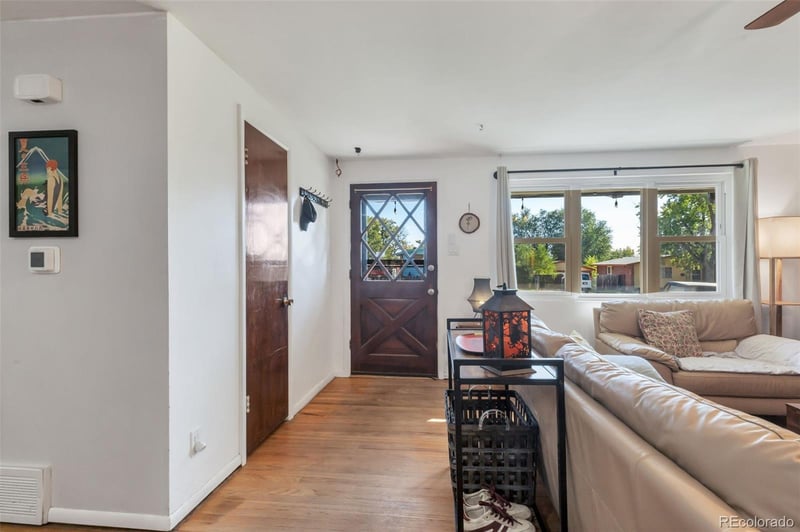 8351 Solana Dr, Denver, CO 80229