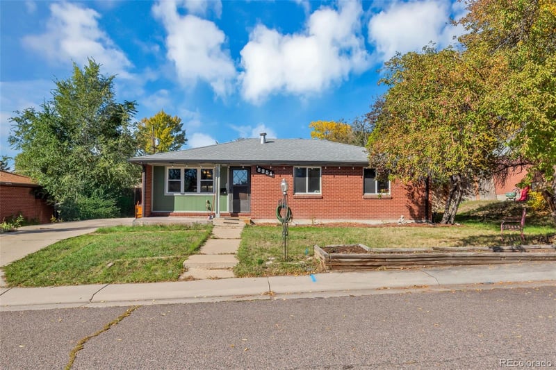 8351 Solana Dr, Denver, CO 80229