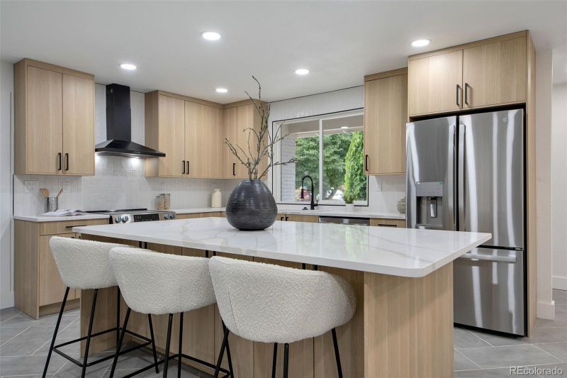 1050 Youngfield St, Golden, CO 80401