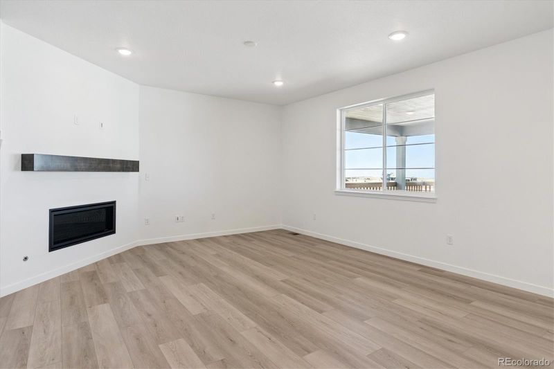 701 Lawson Dr, Elizabeth, CO 80107