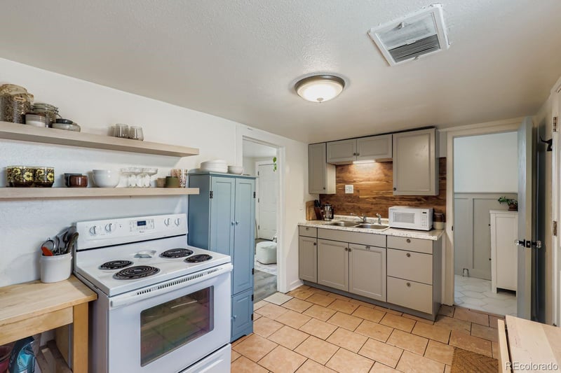 4660 Williams St, Denver, CO 80216