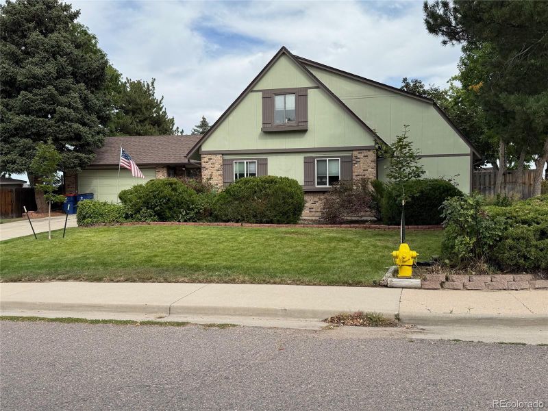 6834 S Webster St, Littleton, CO 80128