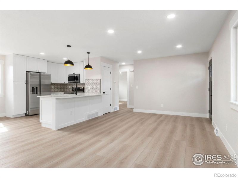 938 S Del Norte Ave, Loveland, CO 80537