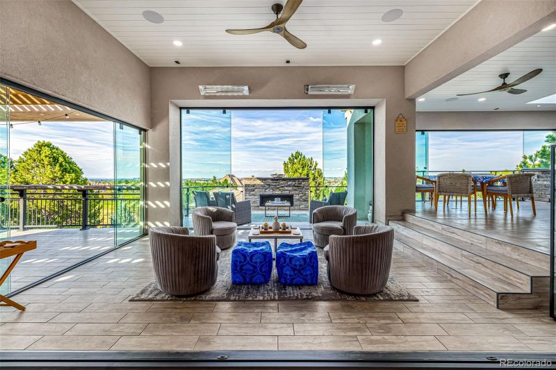 8667 Sawgrass Dr, Lone Tree, CO 80124