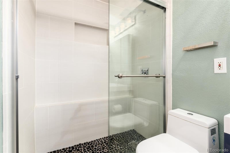 336 N Grant St #303, Denver, CO 80203