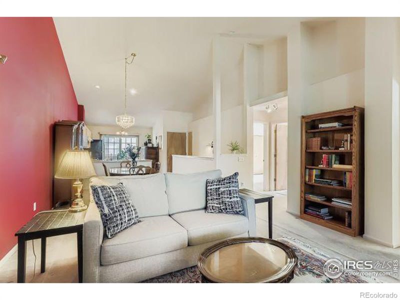 2144 Collyer St, Longmont, CO 80501