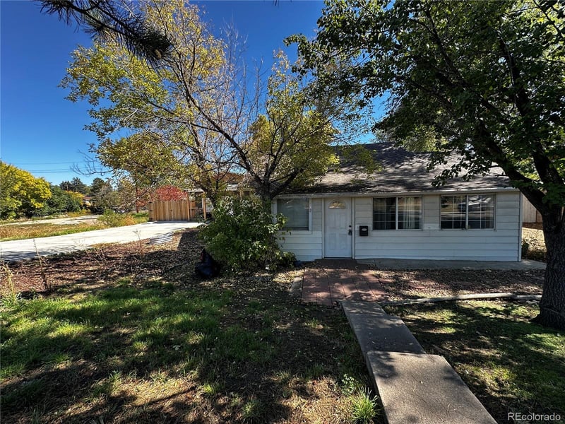 212 Knox Ct, Denver, CO 80219