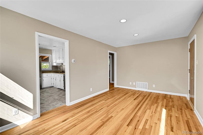 2605 S Knox Ct, Denver, CO 80219