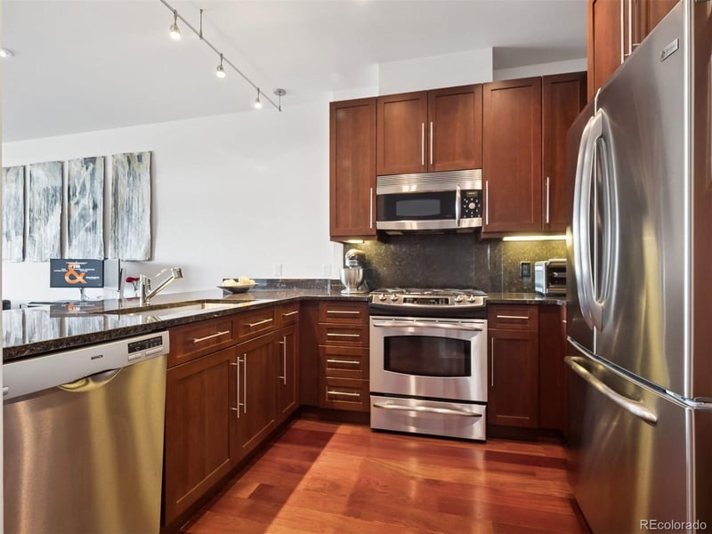 333 S Monroe St #313, Denver, CO 80209