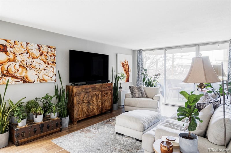 909 N Logan St #3A, Denver, CO 80203