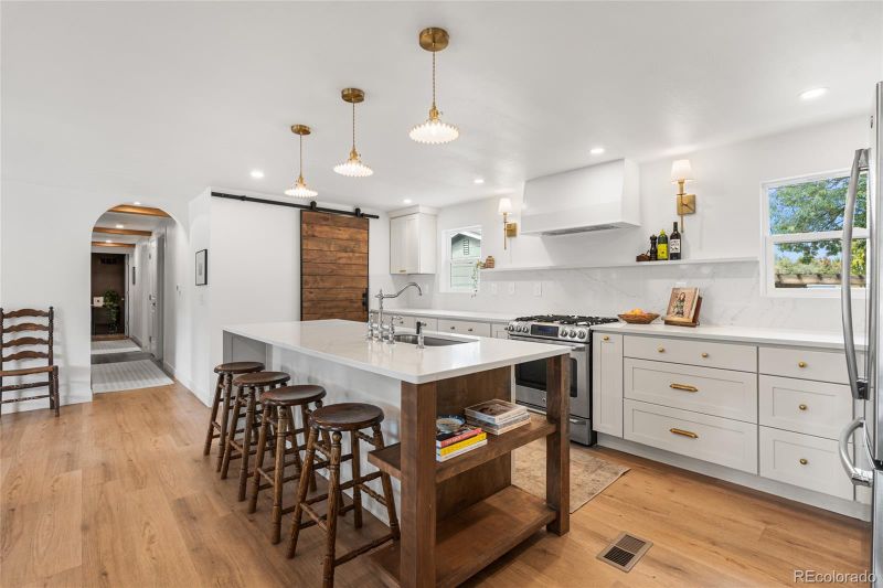 1800 Jay St, Lakewood, CO 80214