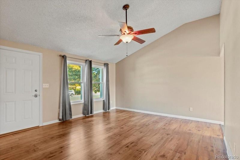 7051 Zenobia St, Westminster, CO 80030