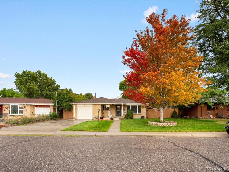 3176 Ursula St, Aurora, CO 80011