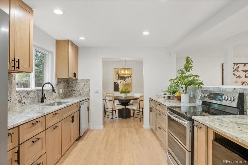 10784 Allendale Dr, Arvada, CO 80004
