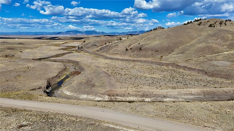 912 Thrush Ln, Hartsel, CO 80449